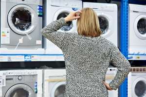 5 rzeczy, ktre musisz wiedzie przed zakupem pralki [© Sergey Ryzhov - Fotolia.com]
