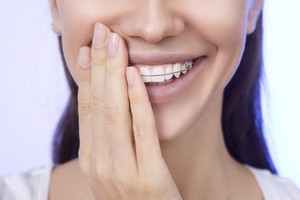 7 pyta o prostowanie zbw  [© kalcutta - Fotolia.com, Ortodoncja]