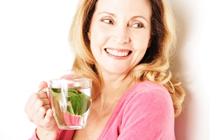7 zi, ktre mona stosowa na objawy menopauzy [© Peter Atkins - Fotolia.com]