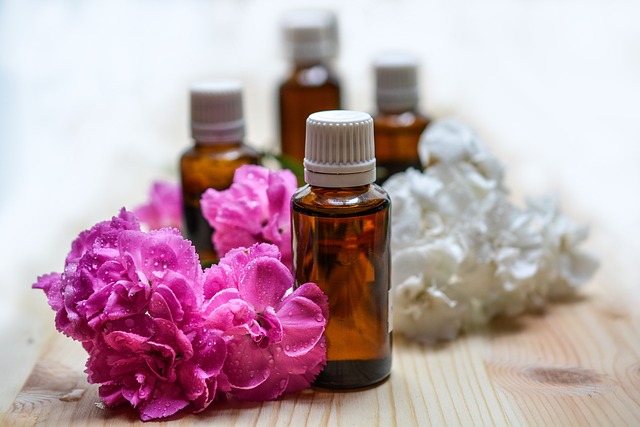 Aromat olejkw zapachowych poprawia pami [fot. Monika from Pixabay]