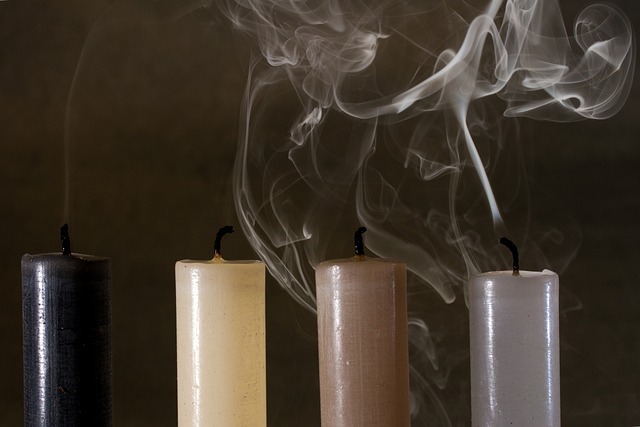 Astma - kuchenne opary i palce si wiece nasilaj objawy [fot. andreas N from Pixabay]