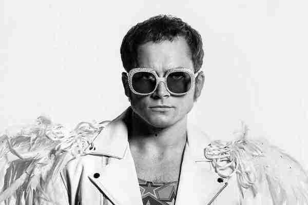 Biografia Eltona Johna tylko dla dorosych [Taron Egerton fot. Paramount Pictures]