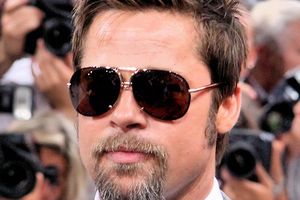 Brad Pitt koczy 50 lat [Brad Pitt, fot. SpreePiX, CC BY 2.0, Wikimedia Commons]