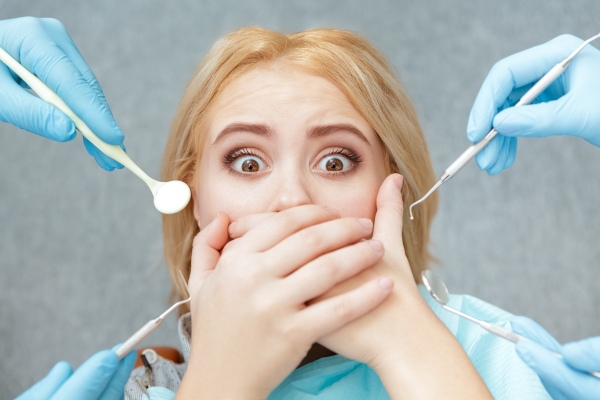 Dentofobia - czy paniczny strach przed dentyst da si opanowa? [Fot. Nestor - Fotolia.com]