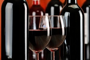 Dwa kieliszki wina dziennie pomocne po zawale? [© monticellllo - Fotolia.com]