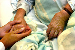Dyskryminacja osb starszych chorych na nowotwory [© Gina Sanders - Fotolia.com]