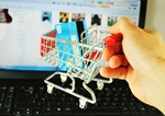 E-handel dwigni handlu? [© Lucian Milasan - Fotolia.com]