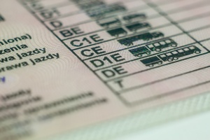 Egzaminy na prawo jazdy: zarabiaj WORD-y [© bzyxx - Fotolia.com]