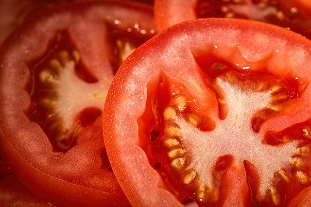 Ekstrakt z pomidora pomoe w walce z rakiem odka? [fot. Steve Buissinne from Pixabay]
