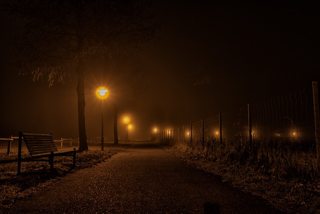 Jedna bezsenna noc ma kilkudniowe dziaanie... antydepresyjne [fot. Florian Kurz from Pixabay]