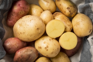 Jedz ziemniaki. Ale w zdrowej formie [Fot. Vera Kuttelvaserova - Fotolia.com]