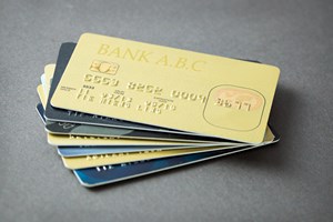 Karty kredytowe Polakw [© Kenishirotie - Fotolia.com]