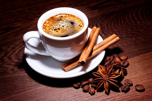Kawa pomaga rozwizywa problemy, cho nie zwiksza kreatywnoci [fot. katie175 z Pixabay]
