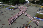 Kobiety solidarne w walce z rakiem pobiegy ulicami Warszawy