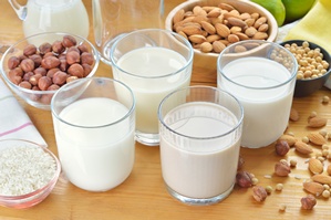 Kokosowe, migdaowe, sojowe. Mleko dla smakoszy [© geografika - Fotolia.com]