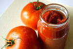 Koncentrat pomidorowy i ketchup - (prawie) samo zdrowie [© Katarzyna Krawiec - Fotolia.com]