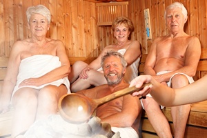 Korzystaj z sauny. Moesz przeduy sobie ycie [©  sabine hürdler - Fotolia.com]