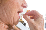 Nowy lek "na staro" pozwoli doy 150 lat? [© iceteastock - Fotolia.com]