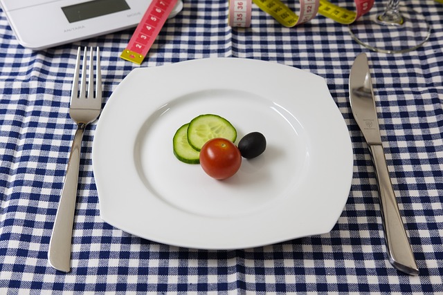Ograniczenie kalorii pozwala zdrowiej si starze [fot. Bruno from Pixabay]