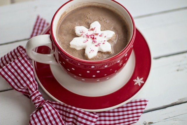 Pij kakao, zwiksza moc mzgu [fot.  Terri Cnudde z Pixabay]
