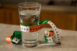 Pij wicej wody - stracisz wicej kilogramw [© FotoLyriX - Fotolia.com]