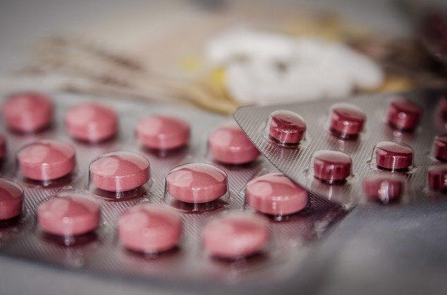Popularny lek na cukrzyc pomaga regenerowa minie [fot. Michal Jarmoluk from Pixabay]