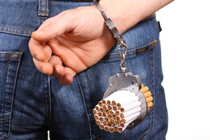 Portret polskiego palacza - nadal mao skutecznie walczymy z naogiem [© ehabeljean - Fotolia.com]
