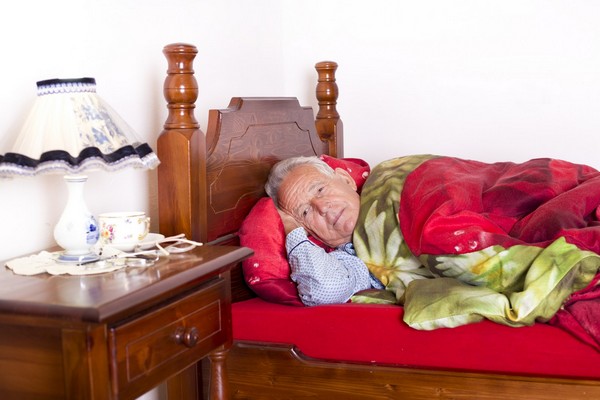 Problemy z zasypianiem wskazuj na przysz demencj [fot. Budimir Jevtic - Fotolia.com]