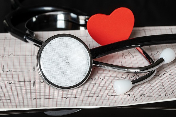 Profilaktyka chroni serce przed zawaem [fot.  Myriam Zilles z Pixabay]