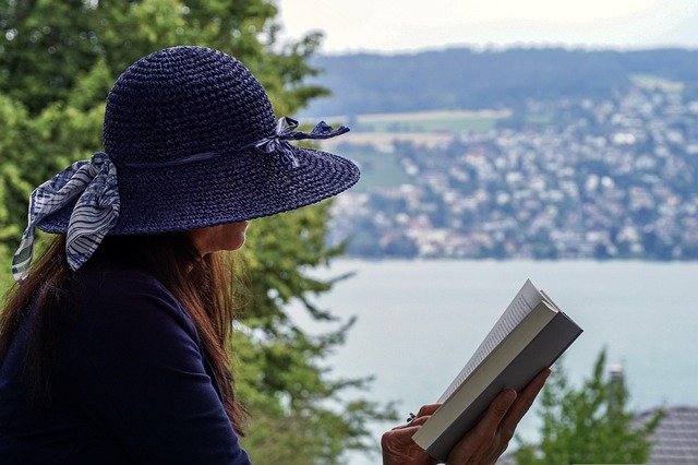 Relaks to dobry sposb na objawy menopauzy [fot. Susanne Jutzeler, Schweiz, from Pixabay]