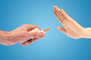 Rzucenie palenia pomaga poprawi zdrowie psychiczne [© ronstik - Fotolia.com]
