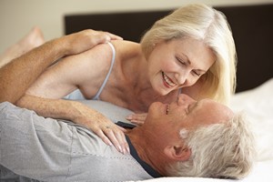 Seks w starszym wieku - dobry dla zdrowia kobiet, ale nie dla mczyzn? [© Monkey Business - Fotolia.com]
