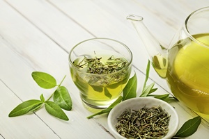 Skadnik zielonej herbaty powstrzymuje reumatoidalne zapalenie staww [© kuleczka - Fotolia.com]