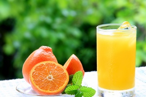 Sok pomaraczowy pomaga uchroni si przed rakiem [© Reika - Fotolia.com]