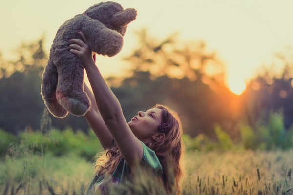 Szczliwe dziecistwo to lepszy na stan zdrowia w wieku dojrzaym [fot. Pexels z Pixabay]