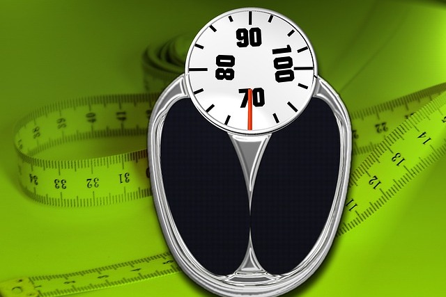 Szybka utrata na wadze seniorw - przyczyn moe by choroba naczyniowa [fot. kalhh from Pixabay]