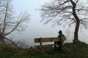 Uwaga: samotno jest... zaraliwa  [© sanderstock - Fotolia.com, Samotno]