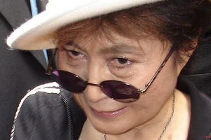 Yoko Ono nie rozbia The Beatles [Yoko Ono, fot. Caio do Valle, PD Wikimedia Commons]