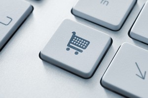 Zakupy w Internecie: nie ufamy informacjom producentw [© bloomua - Fotolia.com]