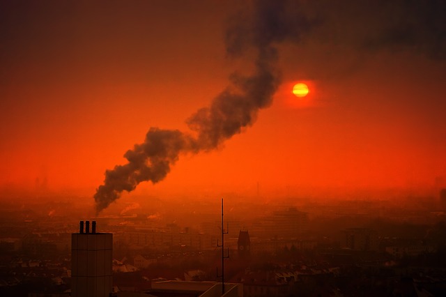 Zanieczyszczenia powietrza a demencja - nowe badania [fot. Pixabay]
