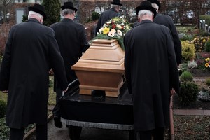 Zasiek pogrzebowy: dla kogo, w jakiej wysokoci i komu wypacany? [© Eugen Thome - Fotolia.com]