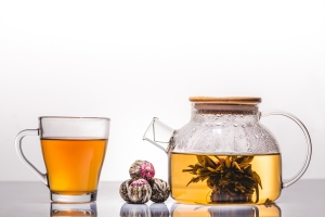 Zdrowotne waciwoci herbaty [Fot. LIGHTFIELD STUDIOS - Fotolia.com]